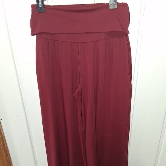 Aerie Offline Foldover Super Wide Leg Stretch Pants NWT Sz M - Picture 2 of 6